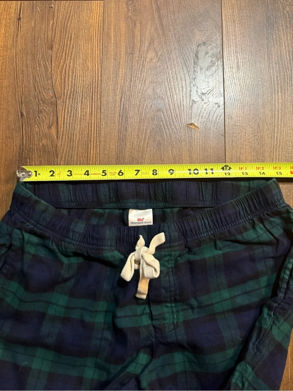 Vineyard Vines classic plaid